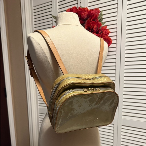 AUTH Louis Vuitton Murray gold Vernis Monogram Backpack - Picture 1 of 16